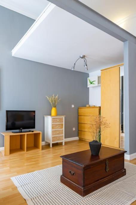 Beautiful Apartment In Malasana For 3 Pax - Ferrer Madrid Exterior foto